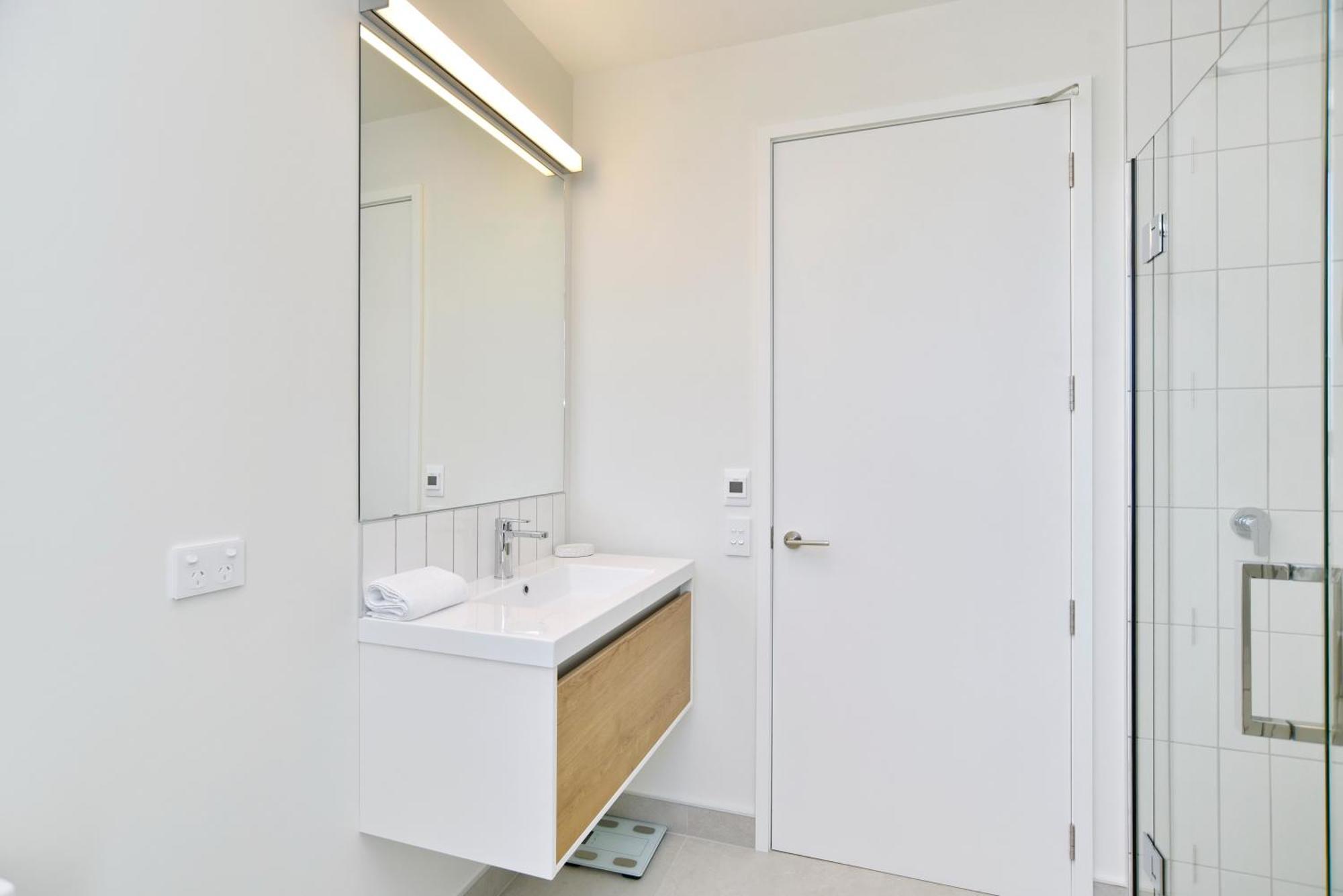 Hereford St Apartment - Christchurch Holiday Homes מראה חיצוני תמונה